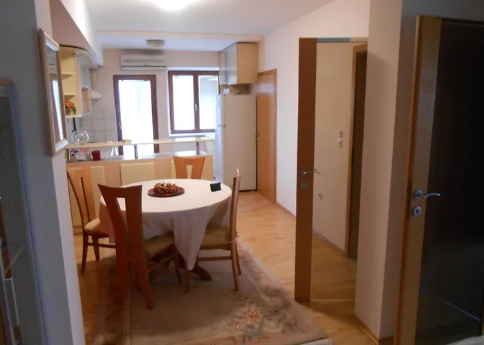 Apartment Kolevski *